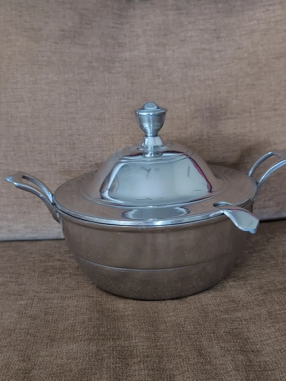 Wilton Silver Armentale Covered Serving Dish with Handles And Spoon
